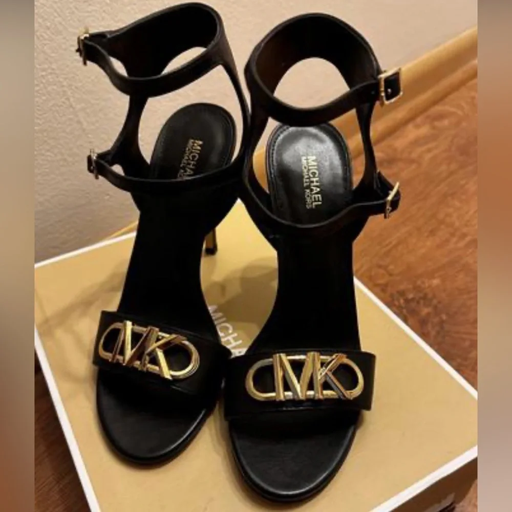 Michael Kors Black Women's Sandals - Picture 2 of 7